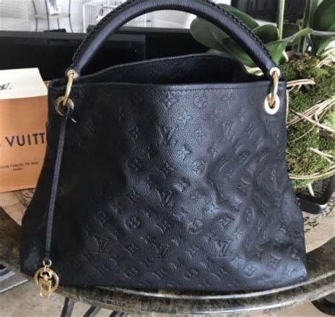 lv black handbag 2017